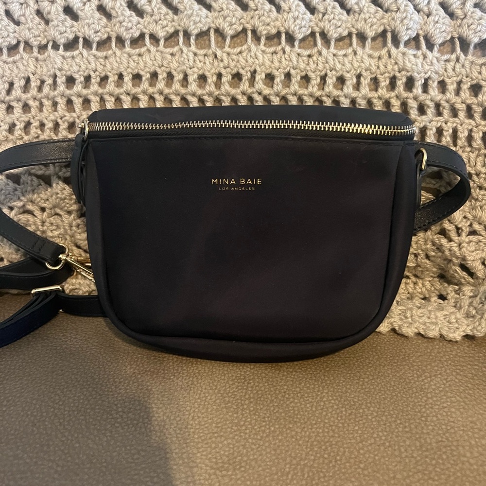 Mina Baie Nylon Navy Fanny